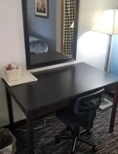 Osu King Bed Hotel Room 112 Wi-Fi Booking