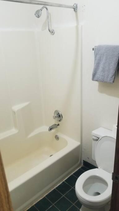 Osu King Bed 112 Wi-fi Apartment Stillwater